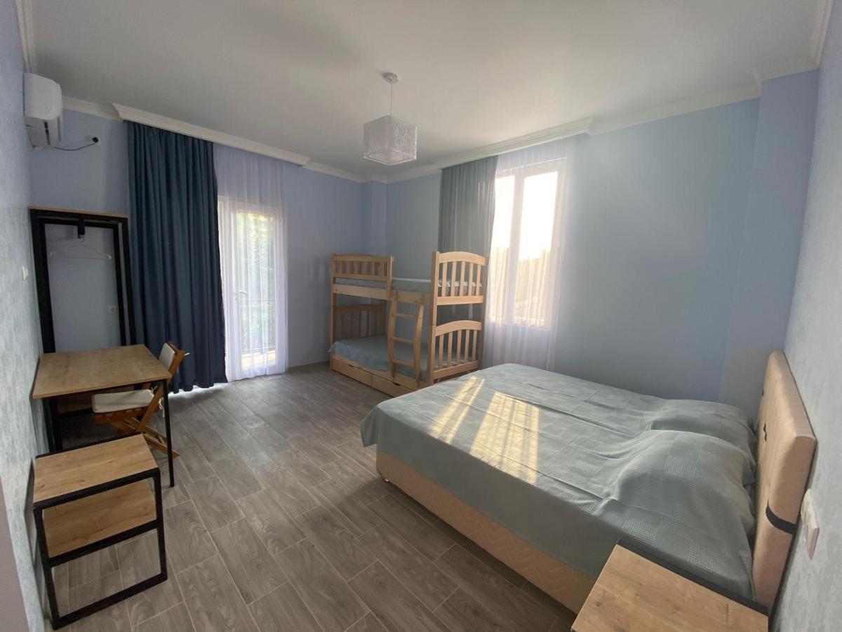 Andria Hotell Batumi Exteriör bild
